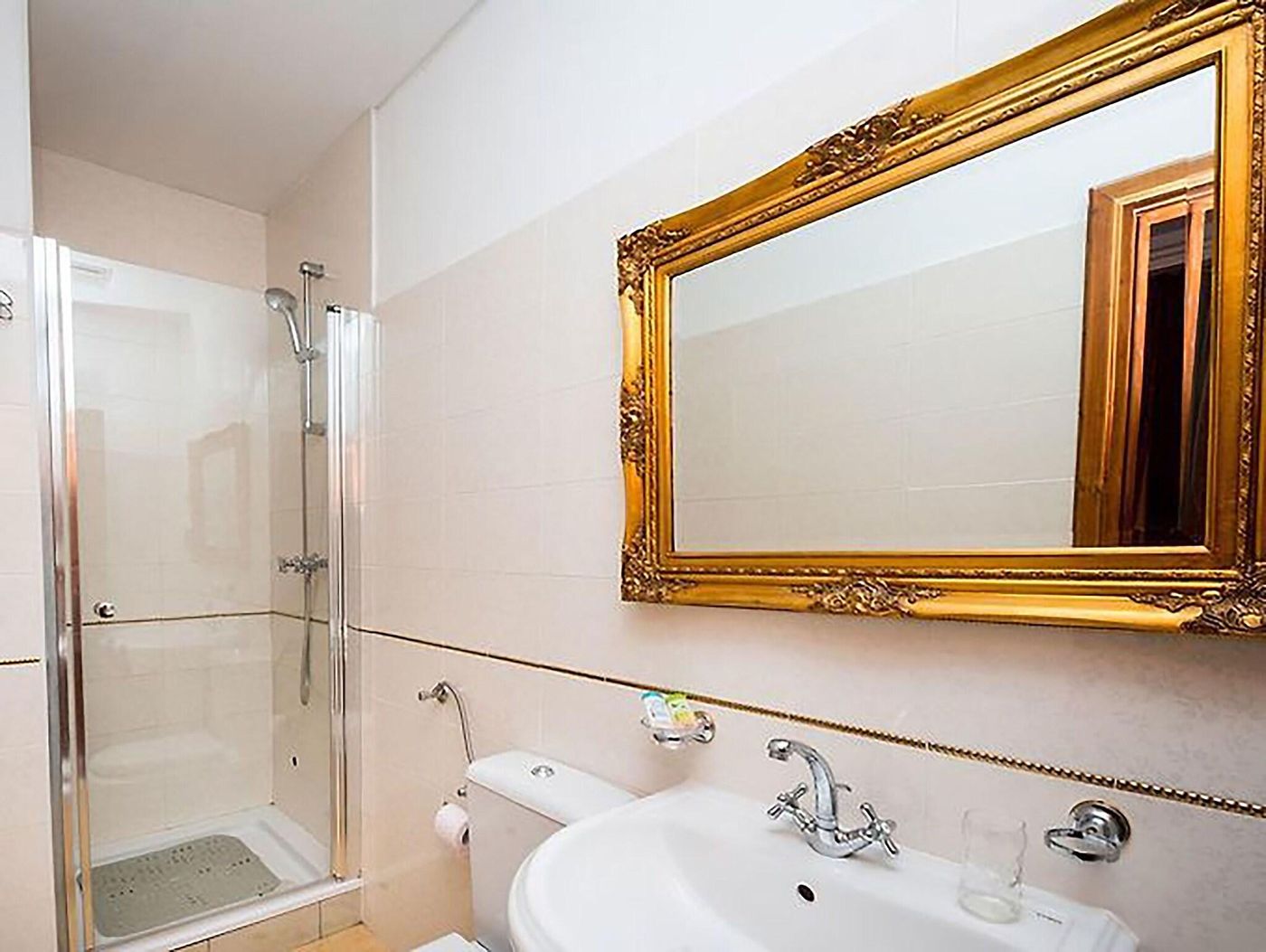 Hamlet-Bed---Breakfast-Room-26