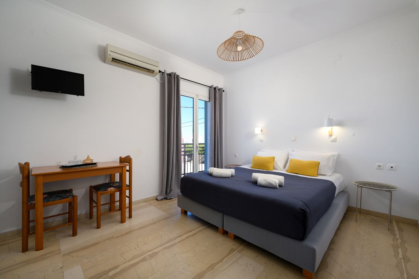 Aquarius-Beach-Hotel-Room-27