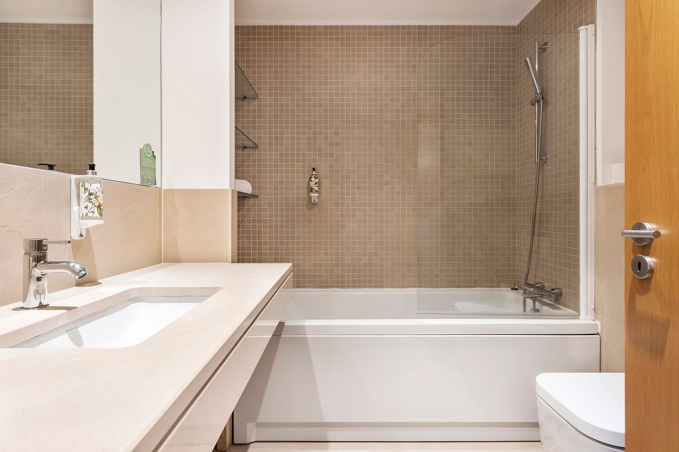 Eden-Villas-and-Apartments-Room-55