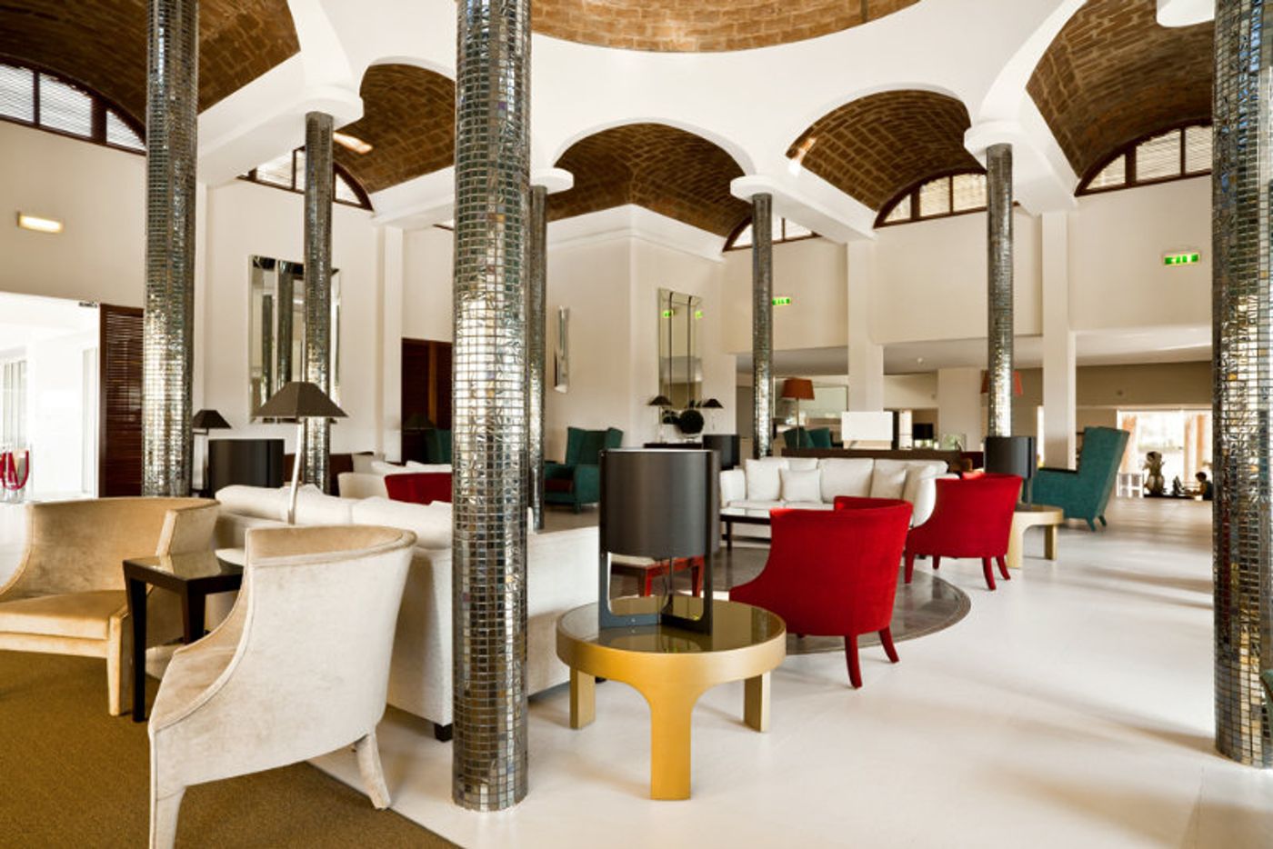 Hotel-Eurotel-Altura-Lobby-23