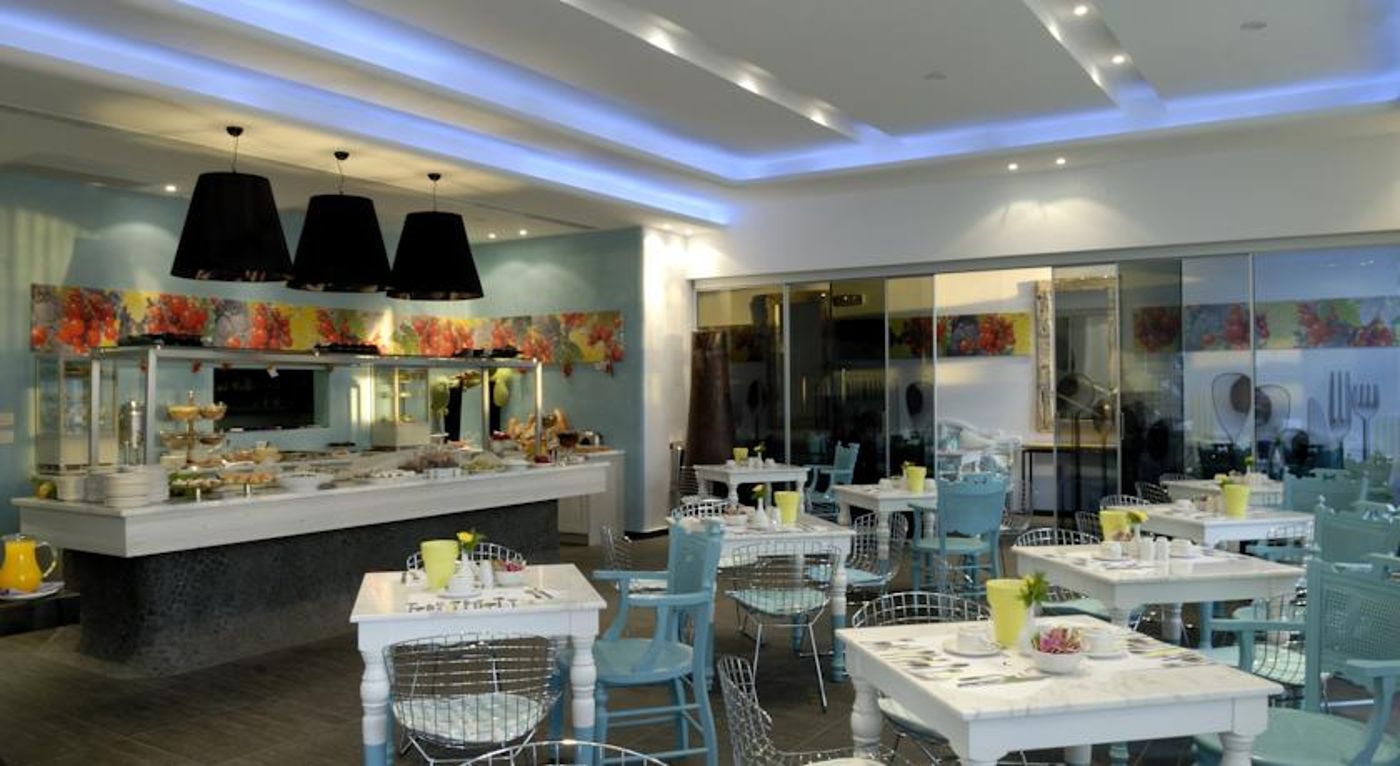 Aressana Spa Hotel & Suites