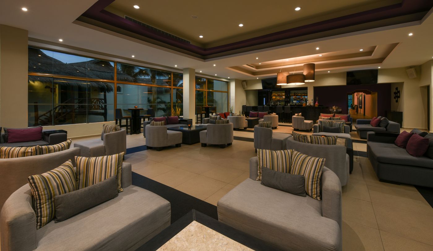 El Dorado Casitas Royale 01.12