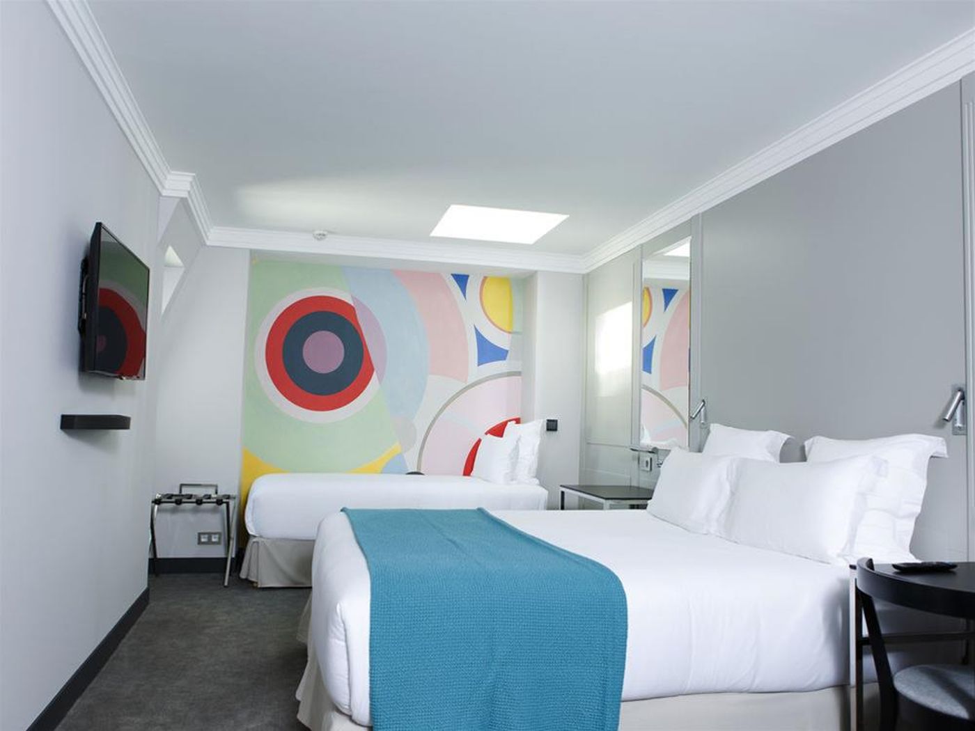 Hotel-Les-Matins-de-Paris-General-view-38