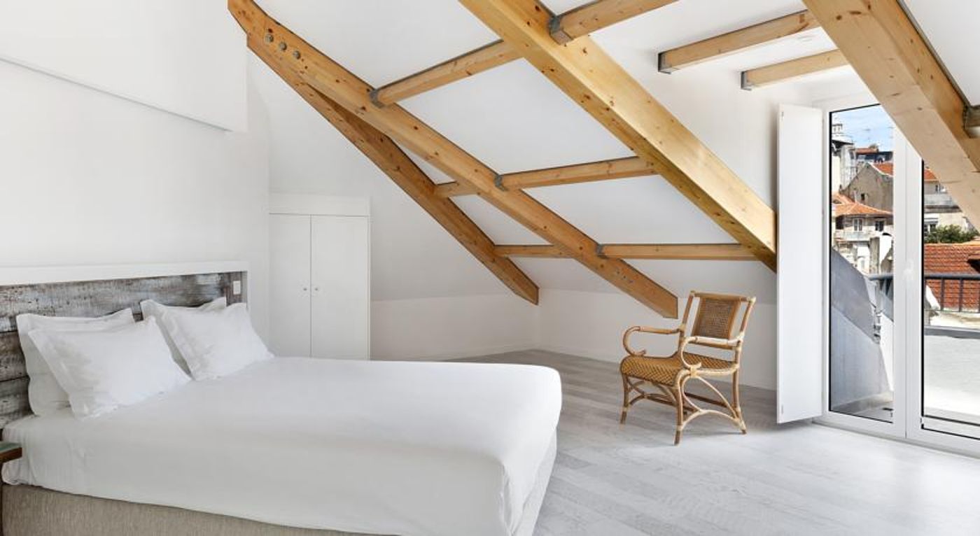 Hello-Lisbon-Bairro-Alto-Room-1