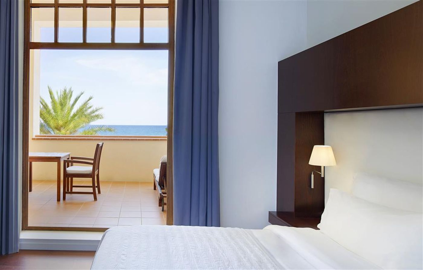 Le-Meridien-Ra-Beach-Hotel---Spa-General-view-29