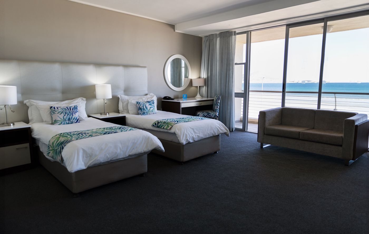 Lagoon-Beach-Room-24