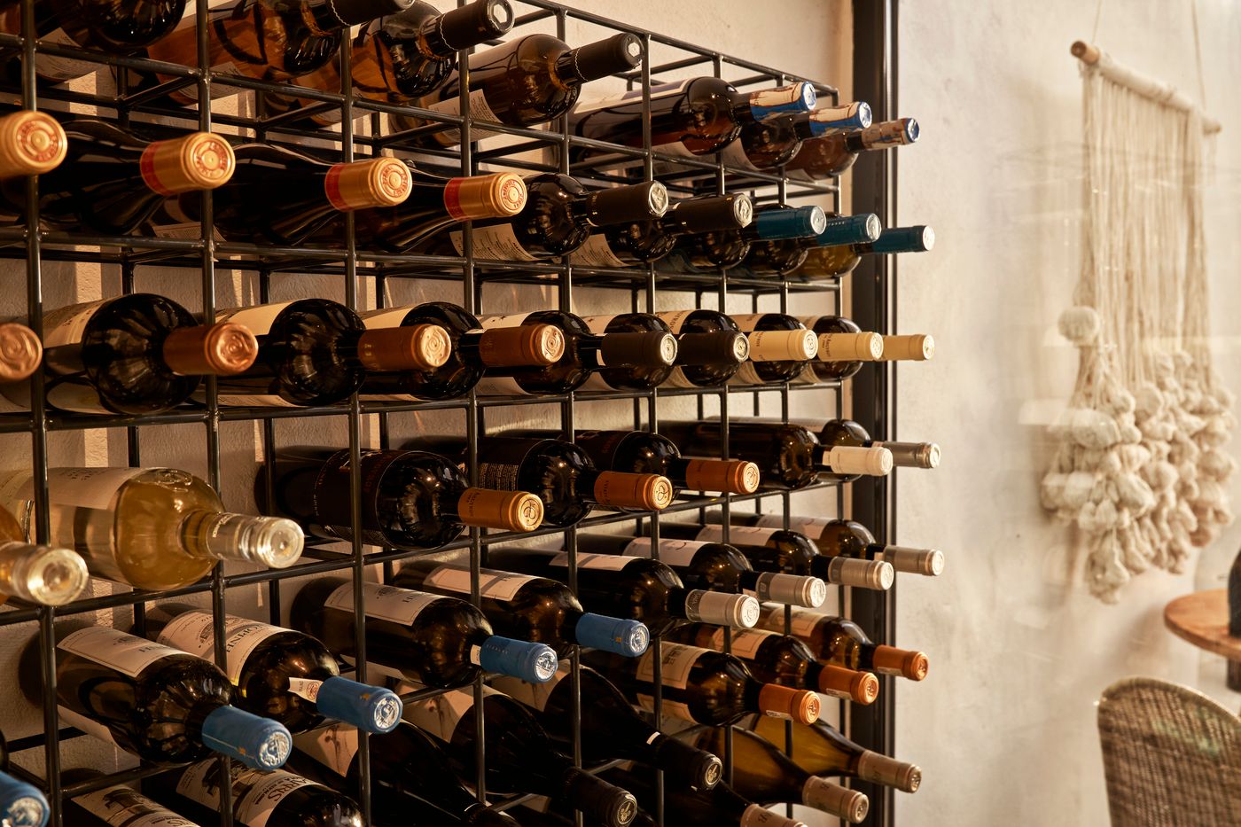 Astra-Suites-Restaurant-46