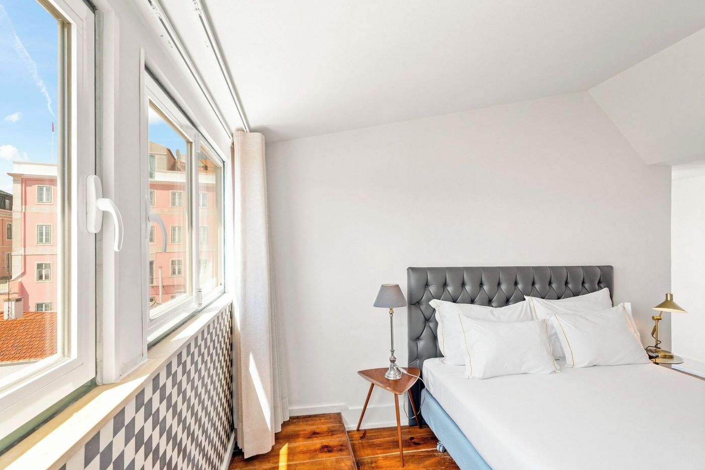 Casa-Do-Jasmim-By-Shiadu-Room-45