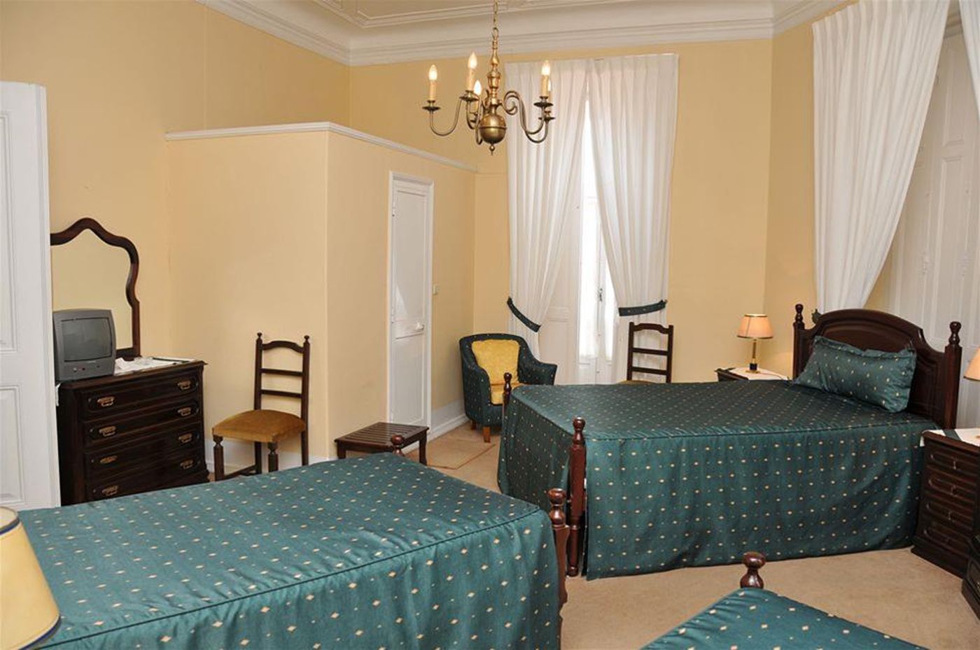 Pensao Londres-Portugal-LISBON -General view-1