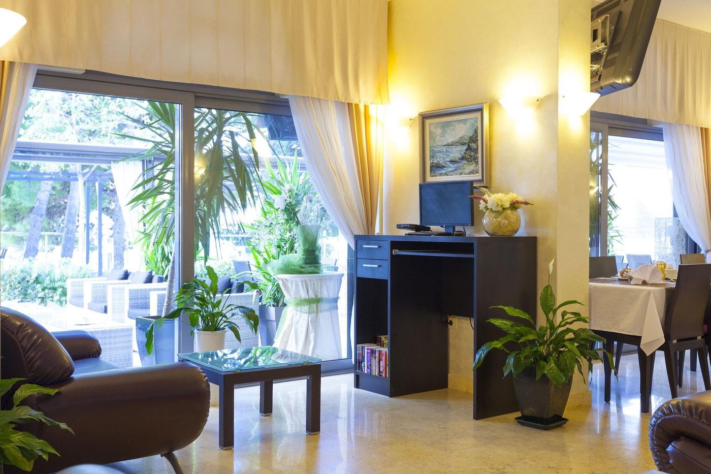 Hotel Milenij-Croatia-MAKARSKA-Lobby-6