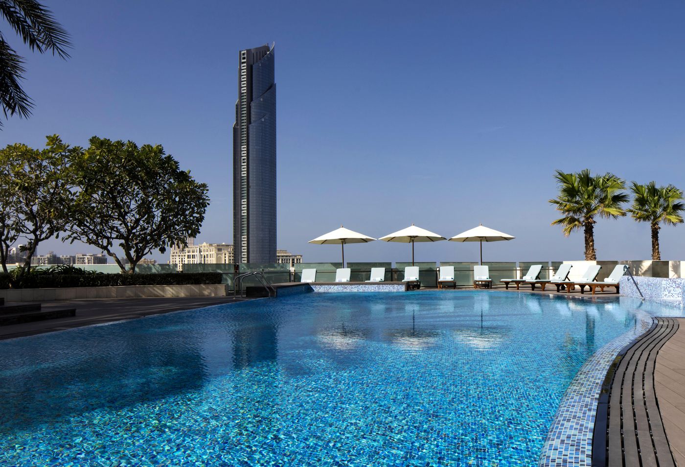 Crowne-Plaza-Dubai-Festival-City-Hotel-Pool-2