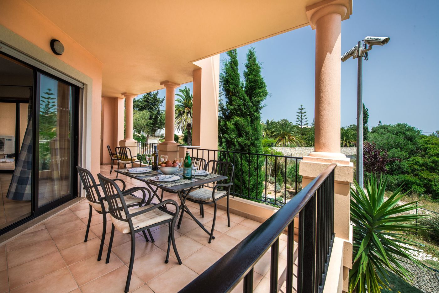 Jardim-da-Meia-Praia-Room-11