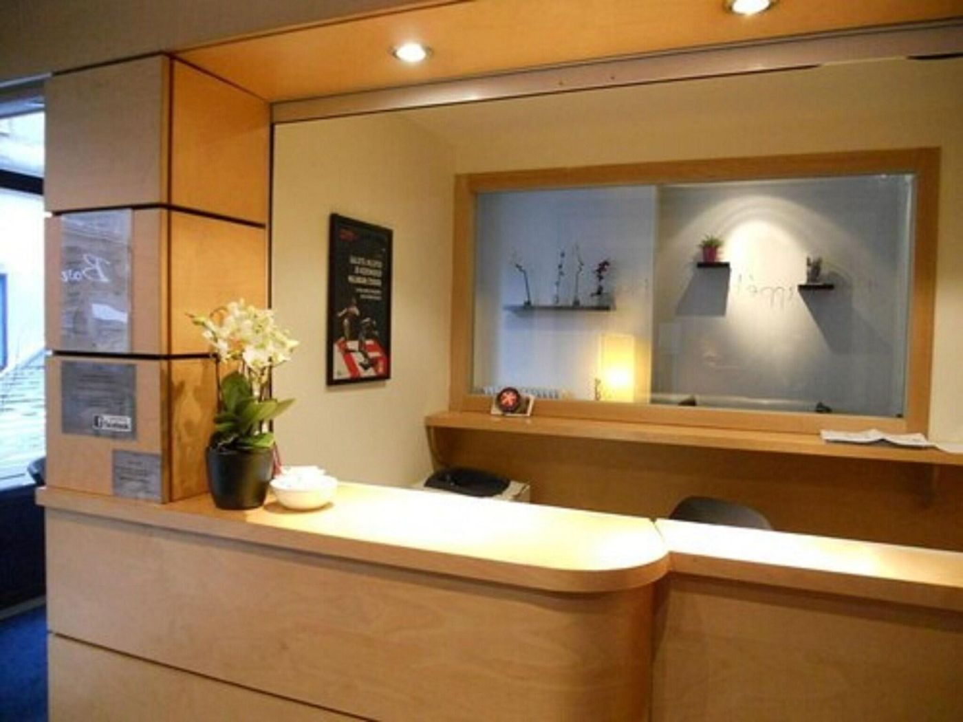 Hotel The Originals Rouen Notre-Dame-France-ROUEN-Lobby-3