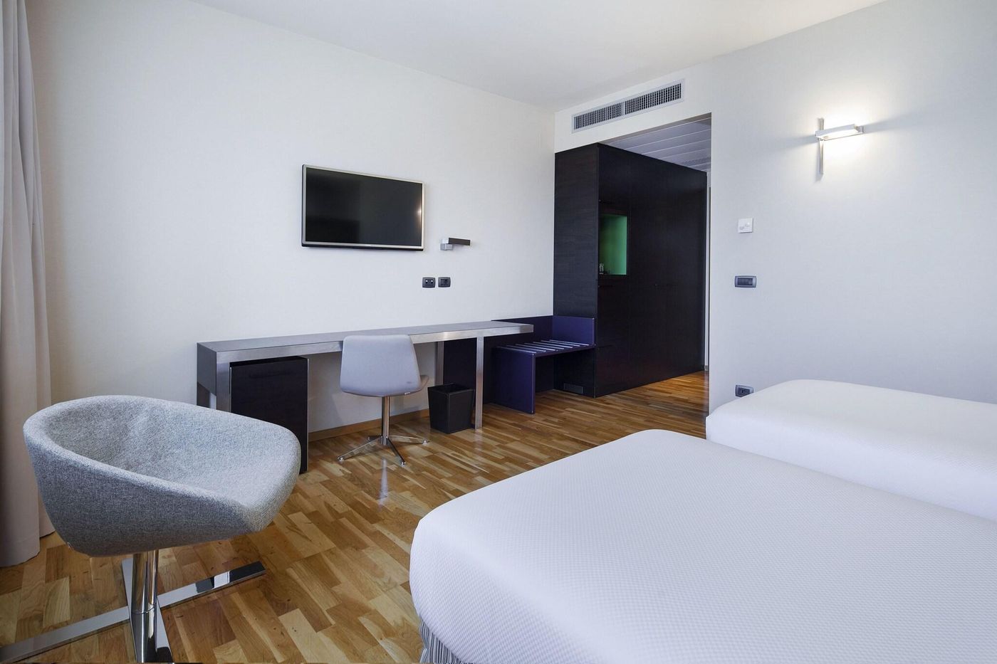 Ac-Hotel-By-Marriott-Milan-Sesto-Room-29