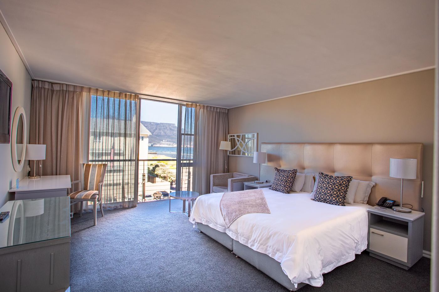 Lagoon-Beach-Room-25