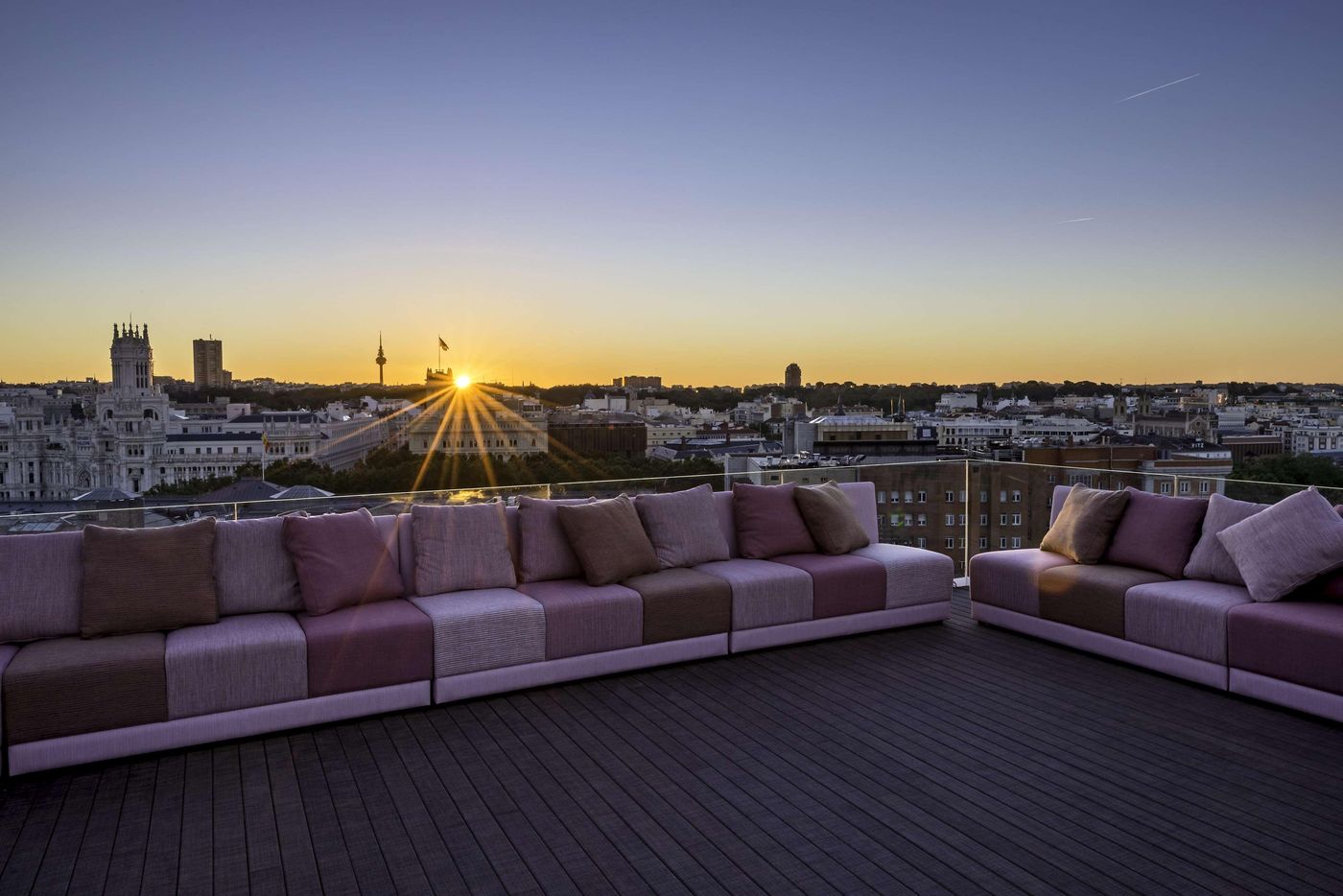 NH-Collection-Madrid-Suecia-Sports-and-Entertainment-56