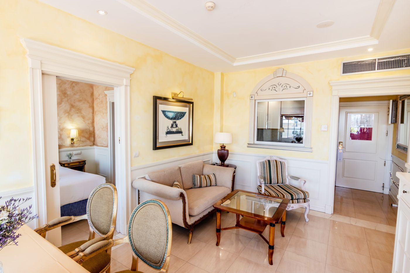 Guadalpin-Suit-Room-36