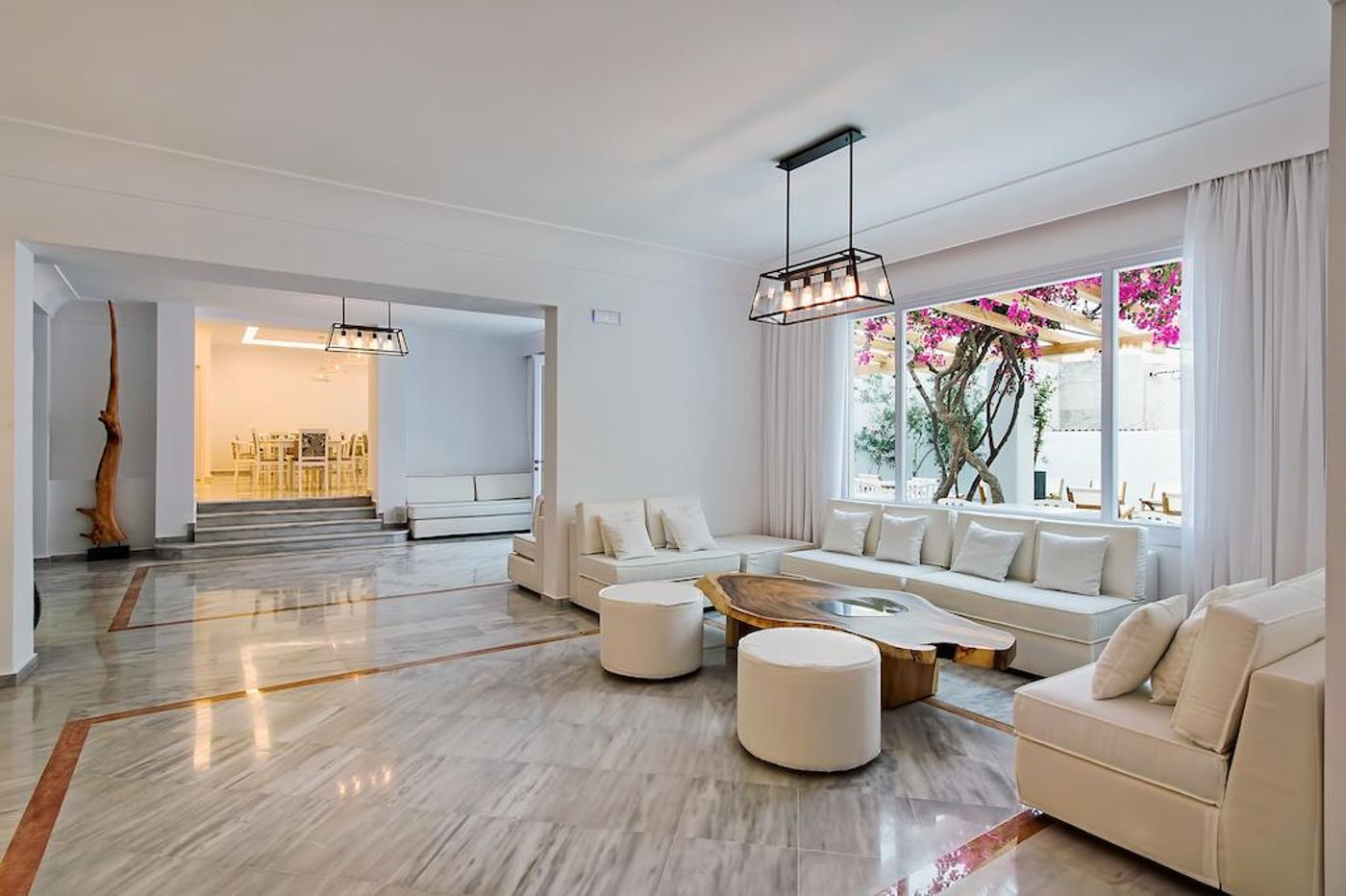 Cavo-Bianco-Hotel-Lobby-32