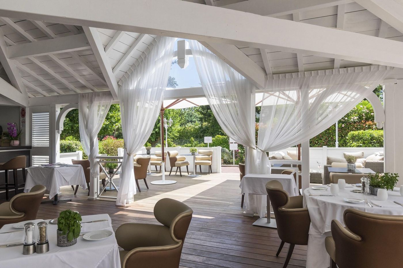 Le-Domaine-De-l-Astragale-Restaurant-27