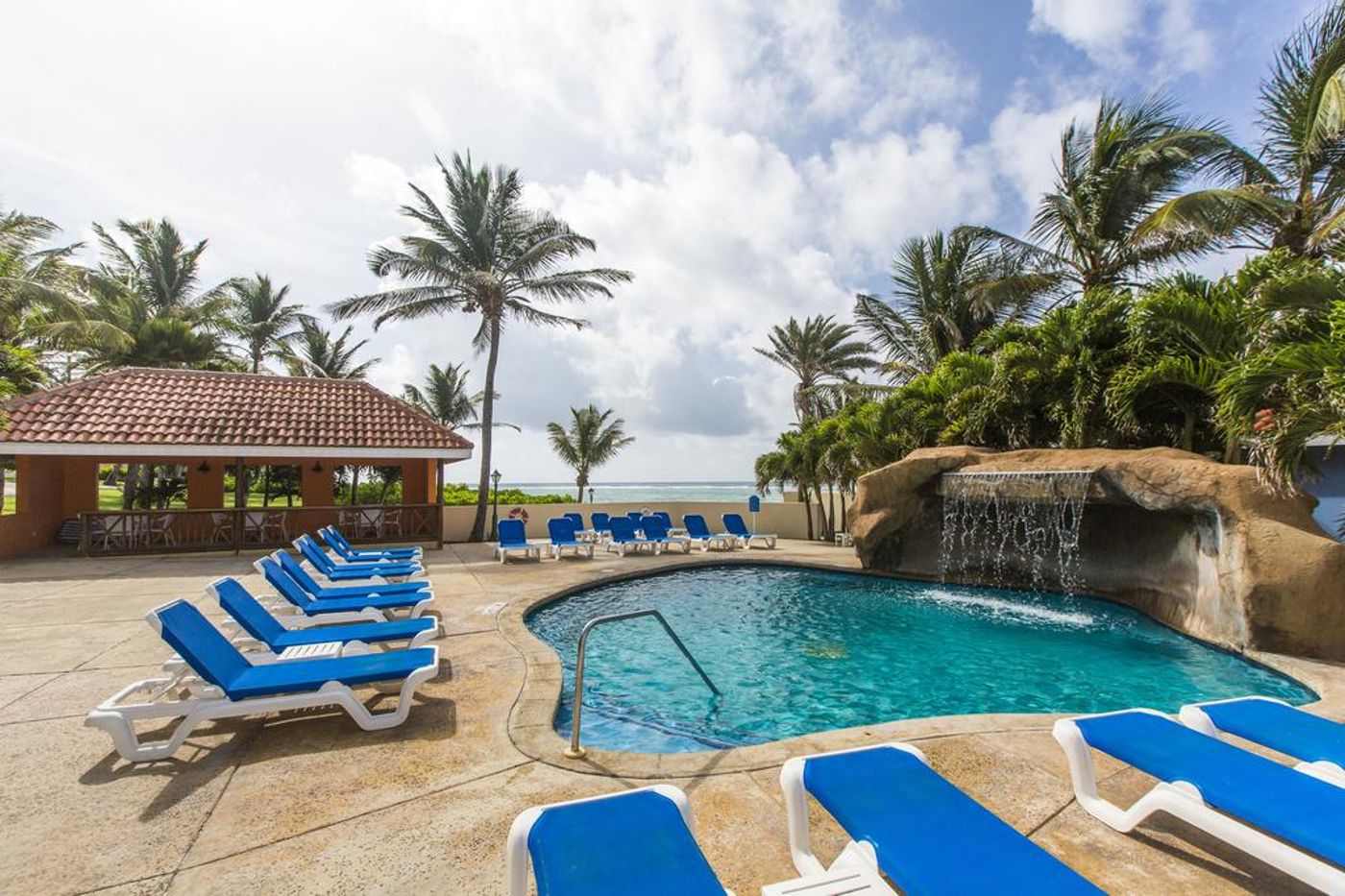 St. James's Club & Villas