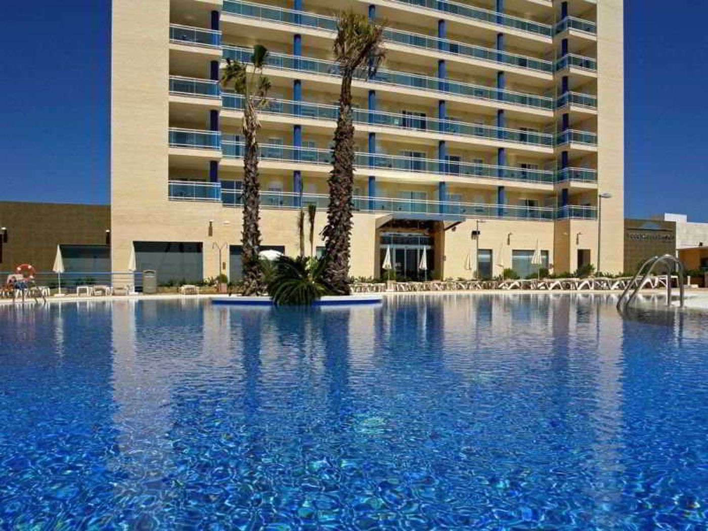 Europa-House-Sun-Beach-Pool-3