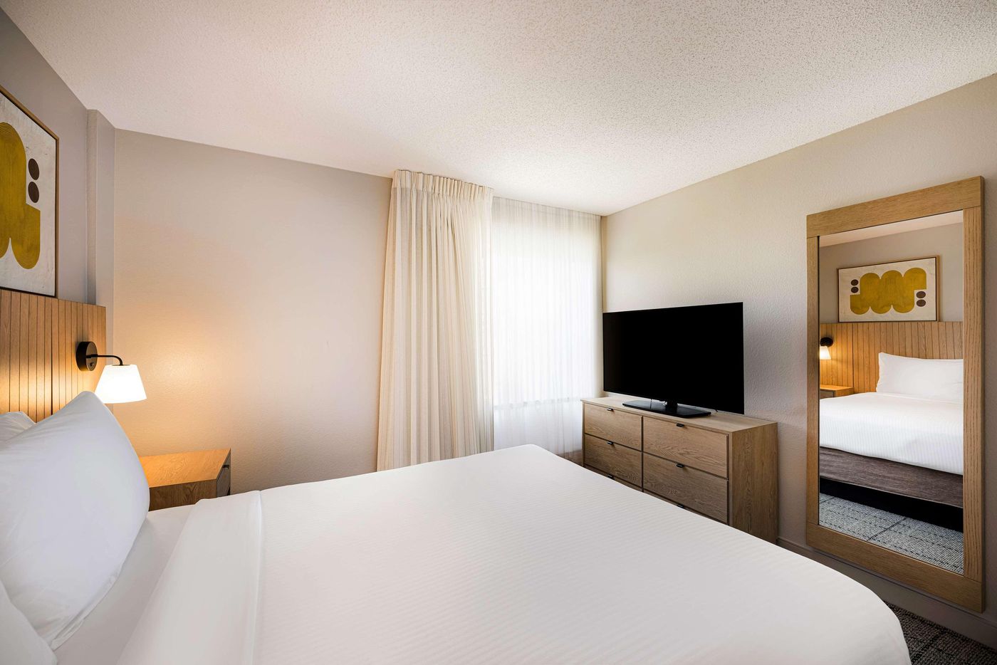 Sonesta-Simply-Suites-Jersey-City-Room-27