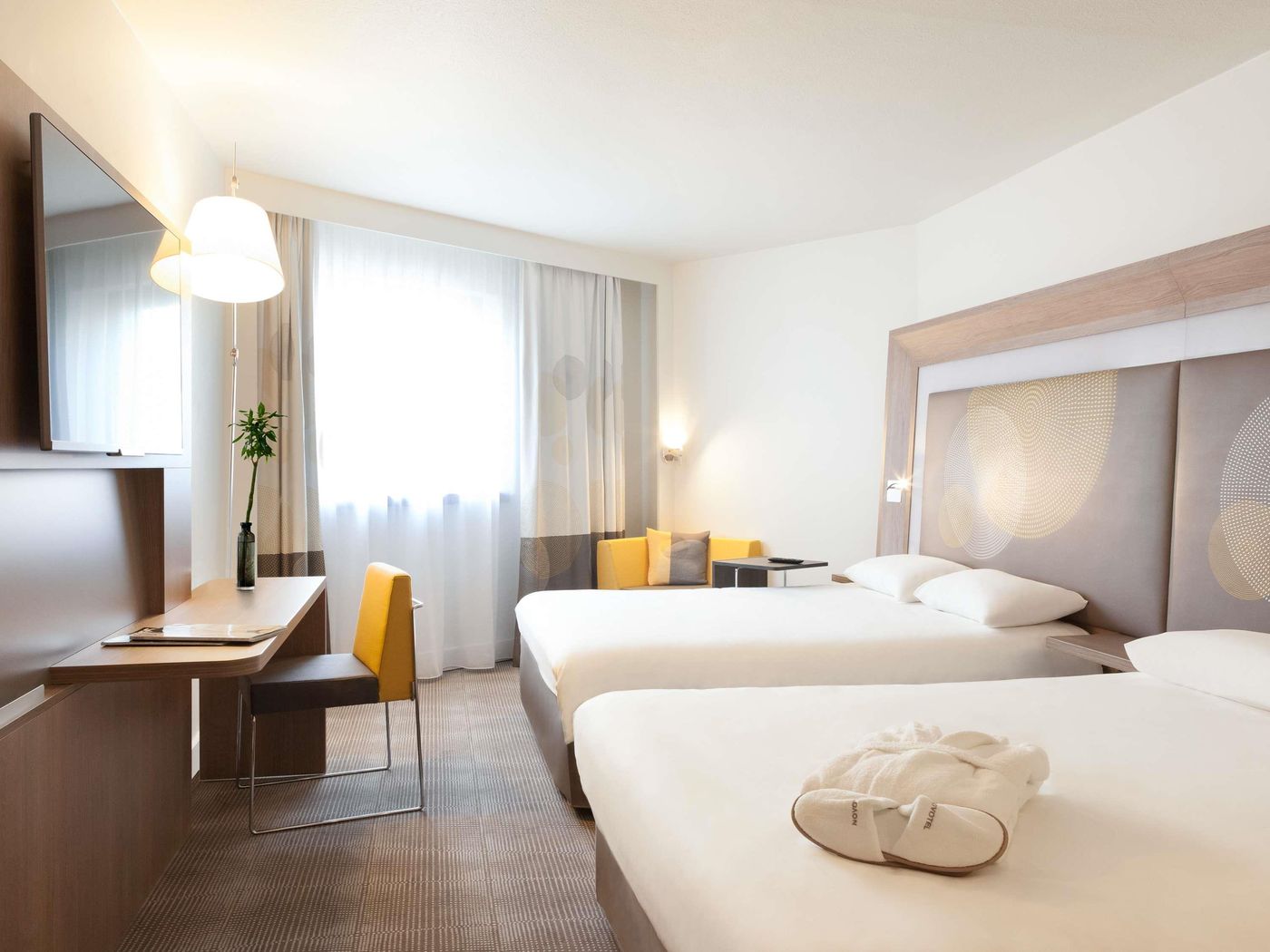 Novotel-Paris-Les-Halles-Room-23