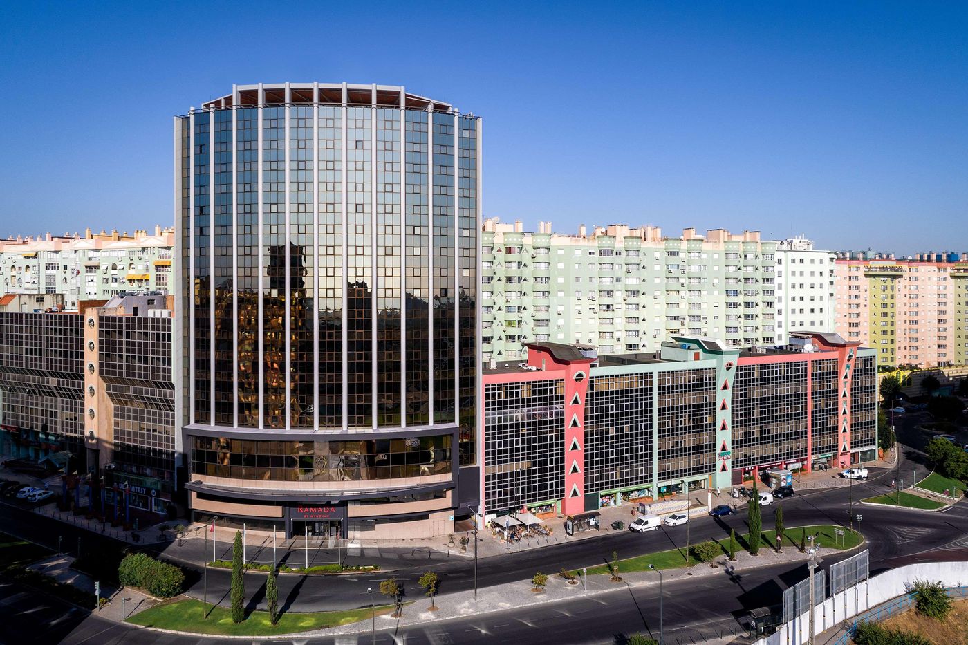 Ramada-by-Wyndham-Lisbon-General-view-1