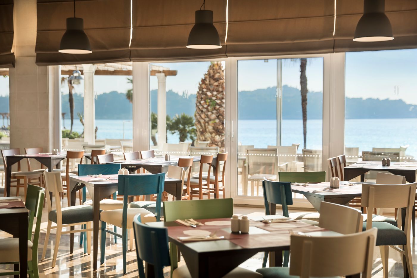 Epidaurus-Restaurant-56