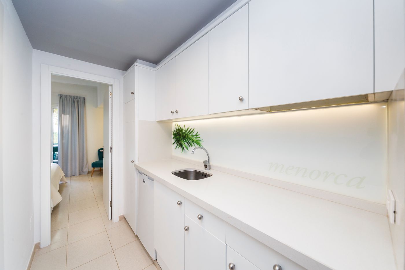 Casas-del-Lago-Hotel---Beach-Club-Room-28