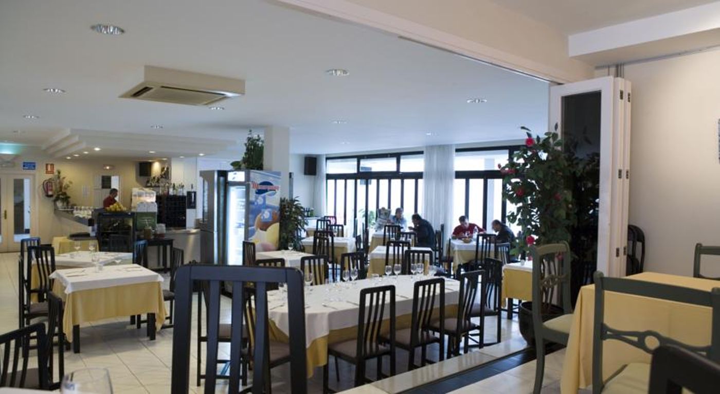 Loar Ferreries Apartments