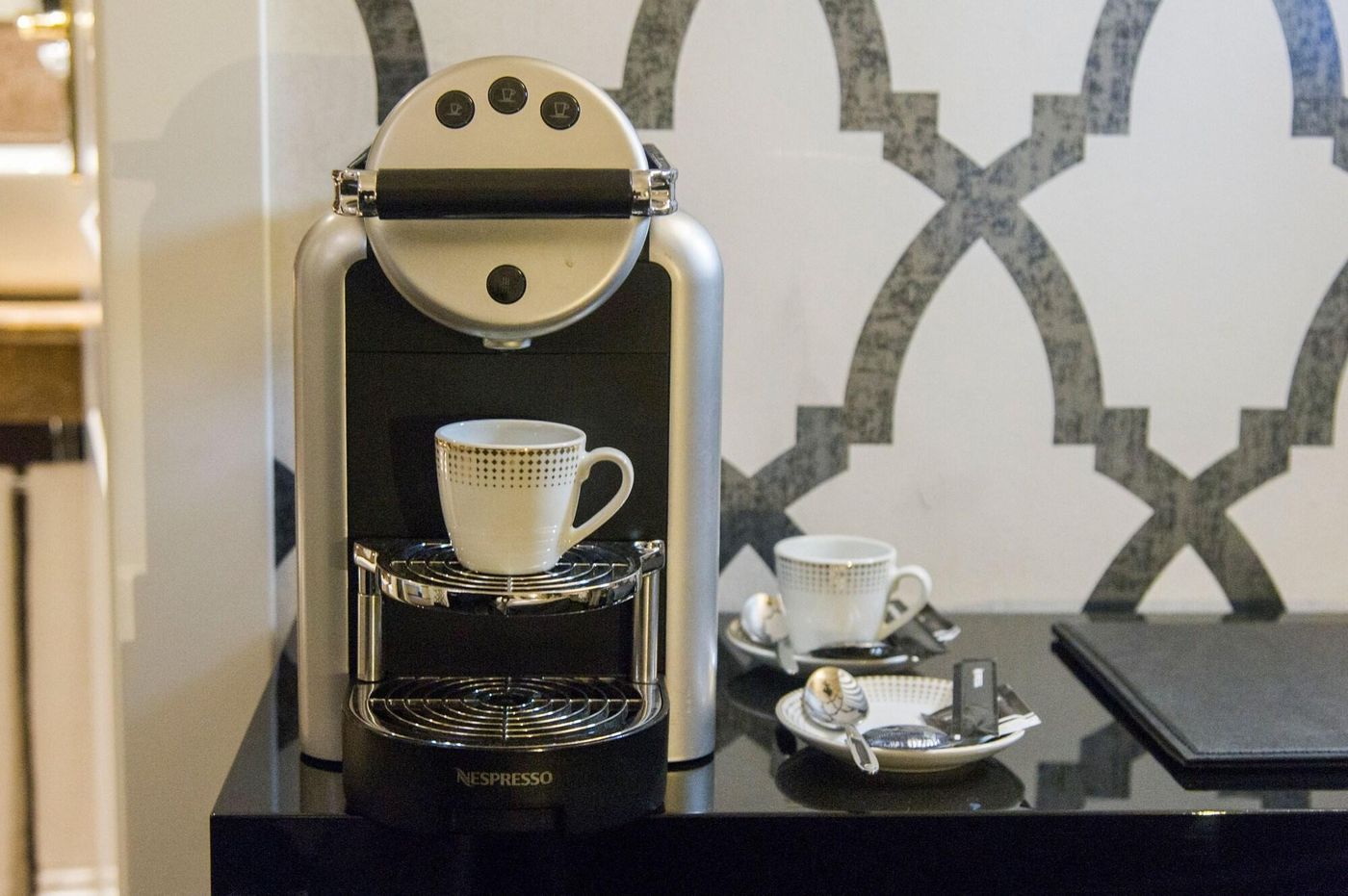 Via-Veneto-Suites-Room-15