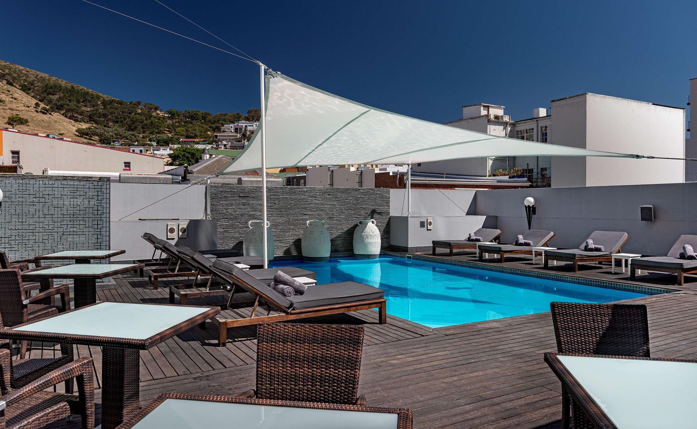Hyatt-Regency-Cape-Town-Pool-53