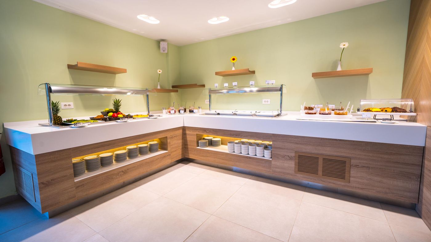 Adele-Beach-Hotel-Restaurant-45