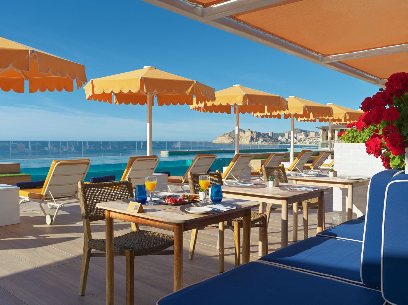 New - H10 Porto Poniente