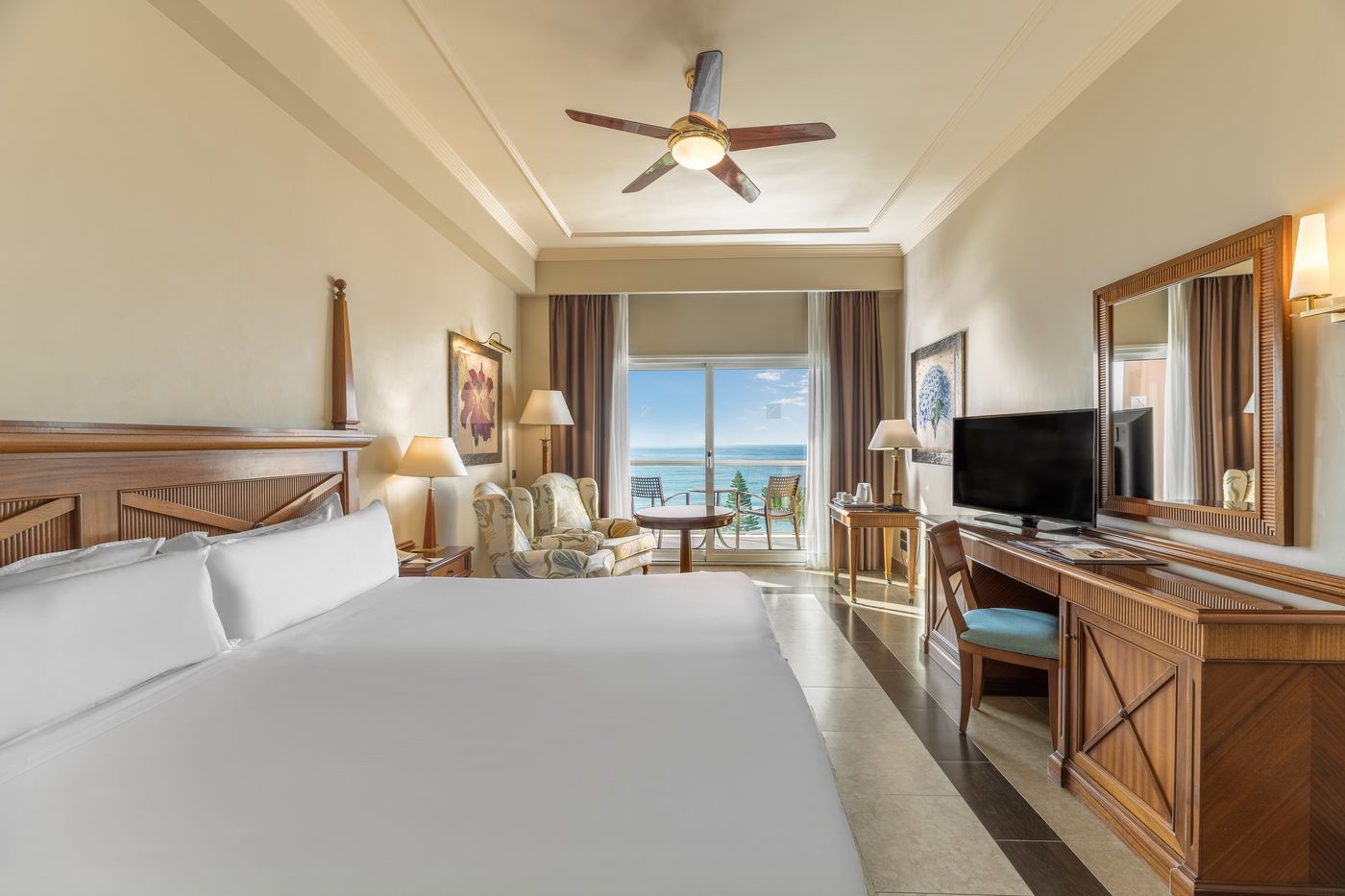 Elba-Estepona-Gran-Hotel---Thalasso-Spa-Room-15