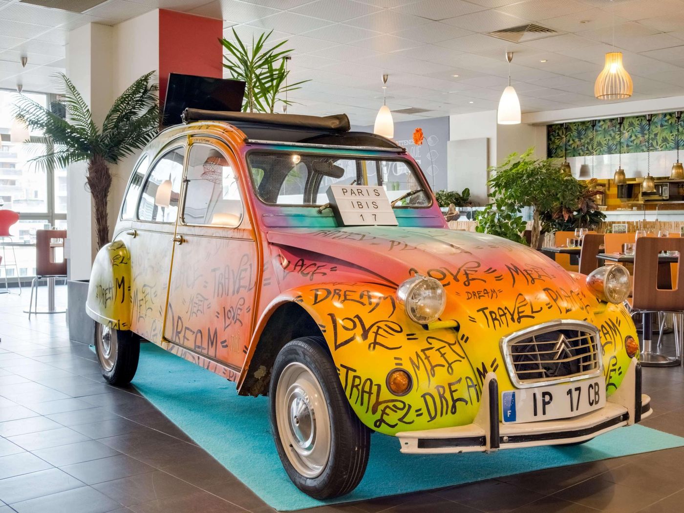 ibis-Paris-17-Clichy-Batignolles-Bar-21