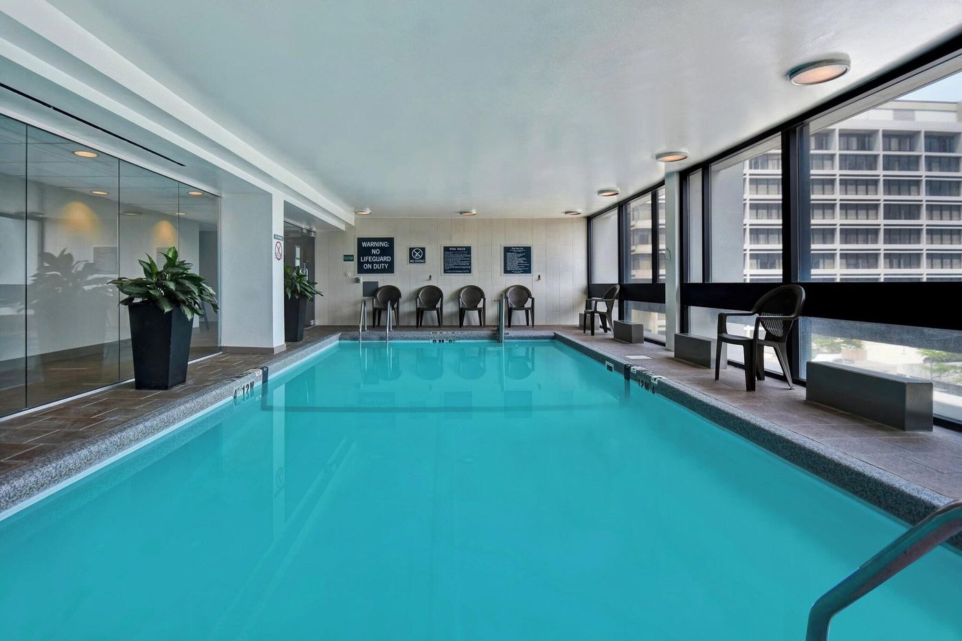 Crowne-Plaza-Boston-Newton-Hotel-Pool-52