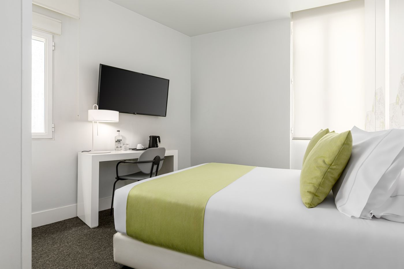 Room-Mate-Mario-Room-10