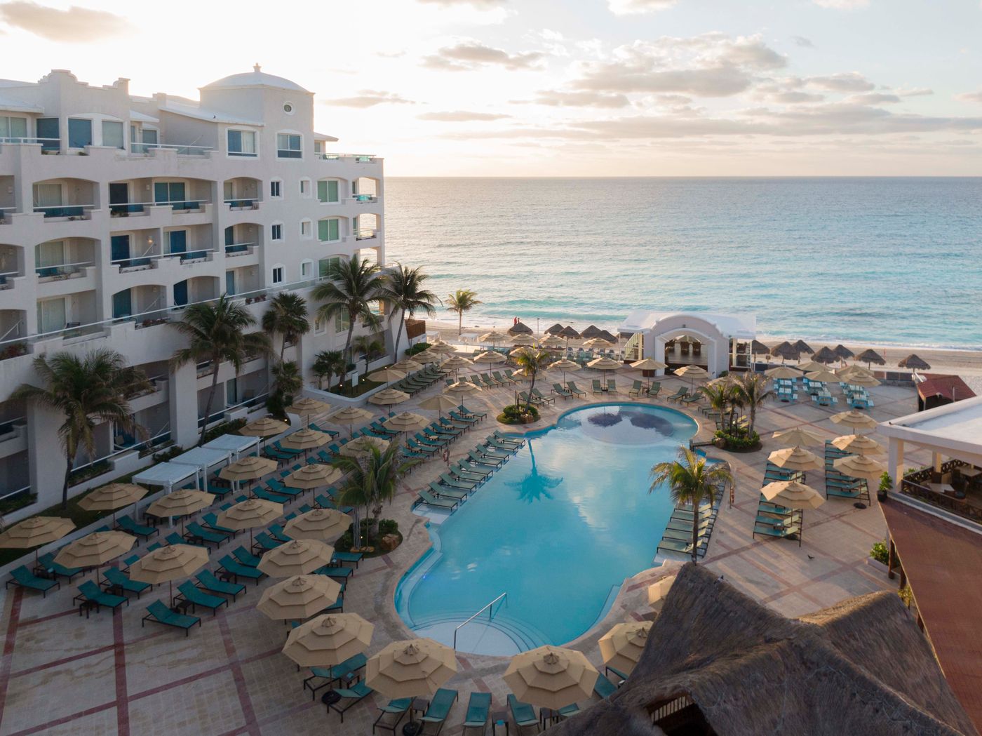 Wyndham Alltra Cancun
