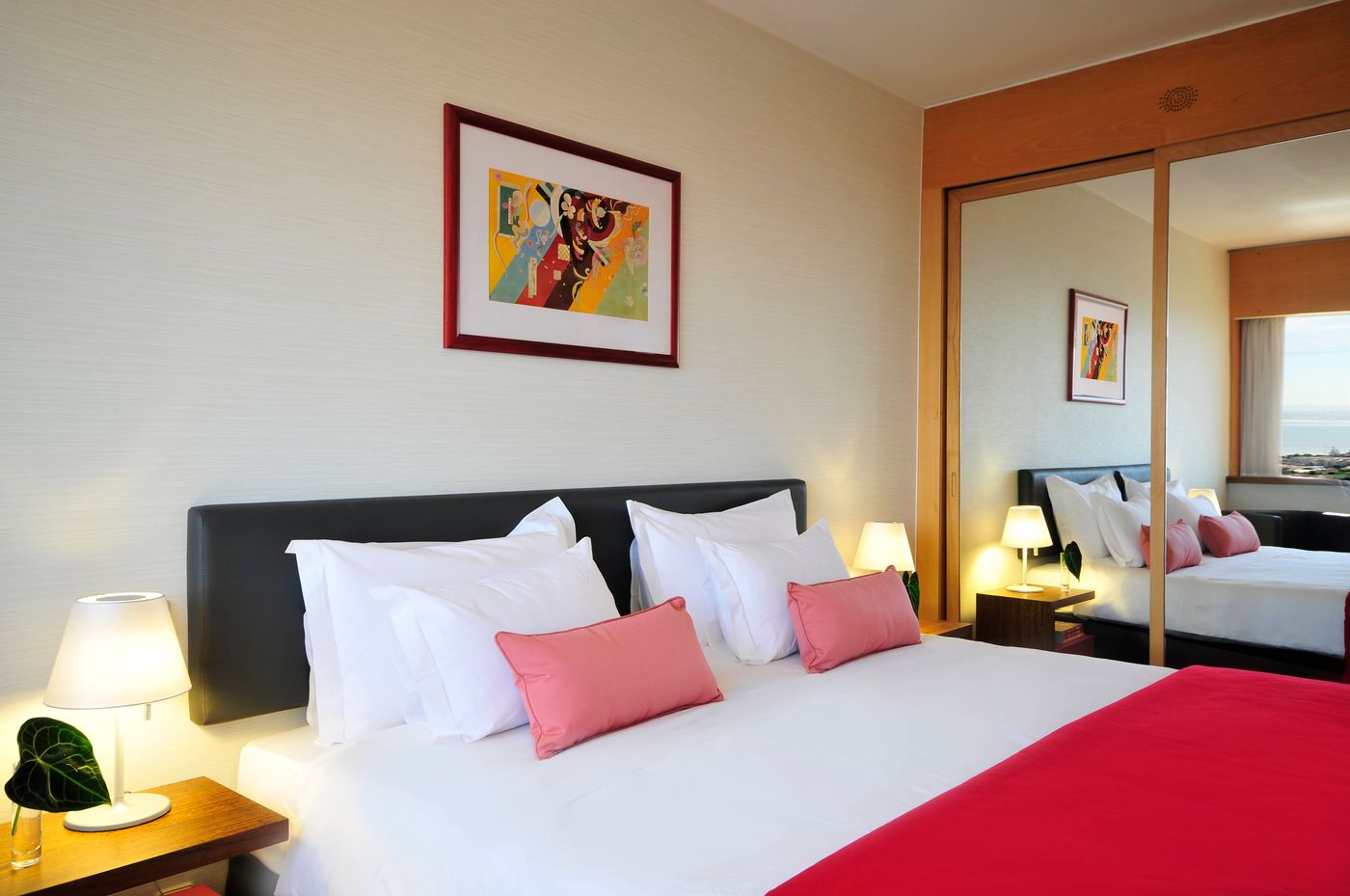 Olaias-Park-Hotel-Room-32