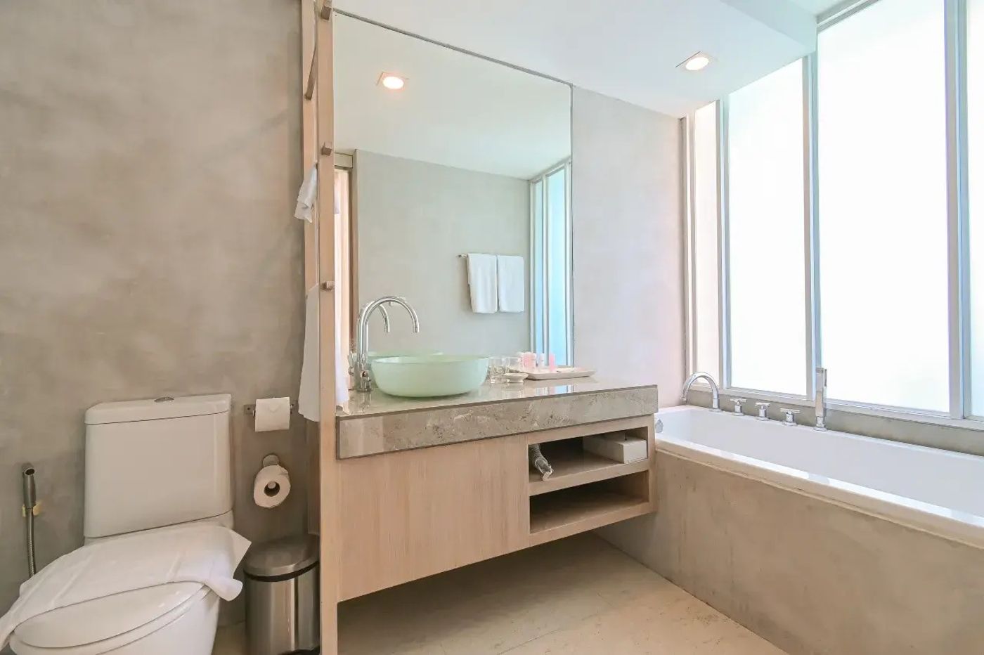 Ramada-by-Wyndham-Phuket-Southsea-Room-49