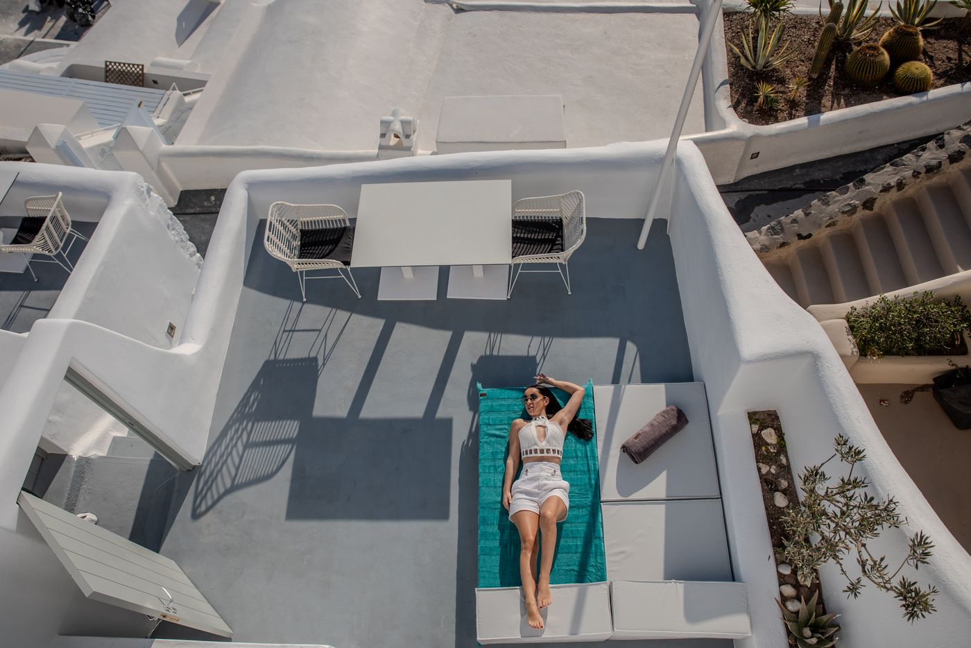 Heaven-s-Edge-Room-1