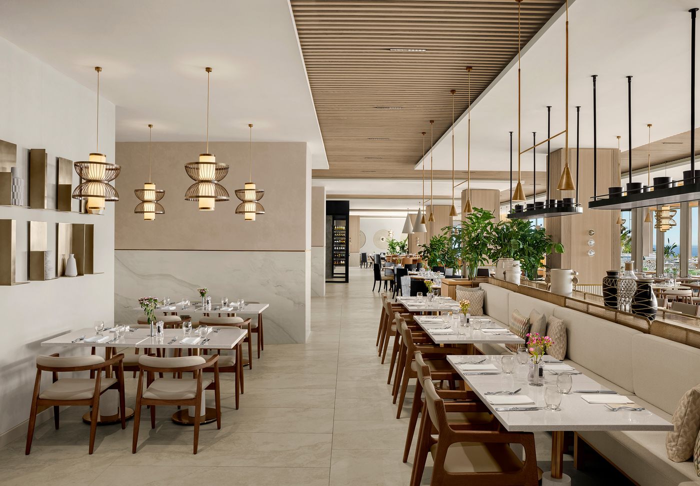 Akra-V-Restaurant-66