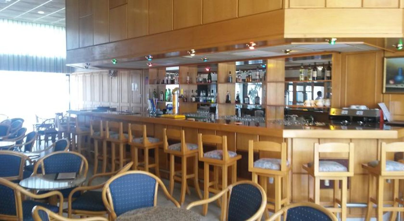 Kapetanios Bay Hotel