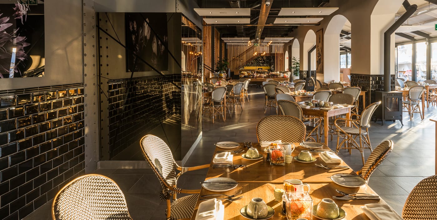 Victoria---Alfred-Hotel-by-Newmark-Restaurant-44