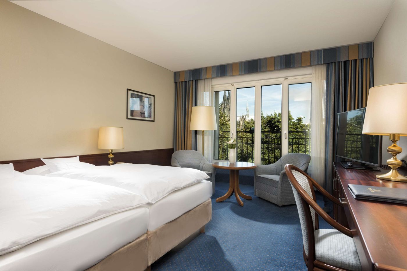 Maritim-Hotel-Cologne-Room-27