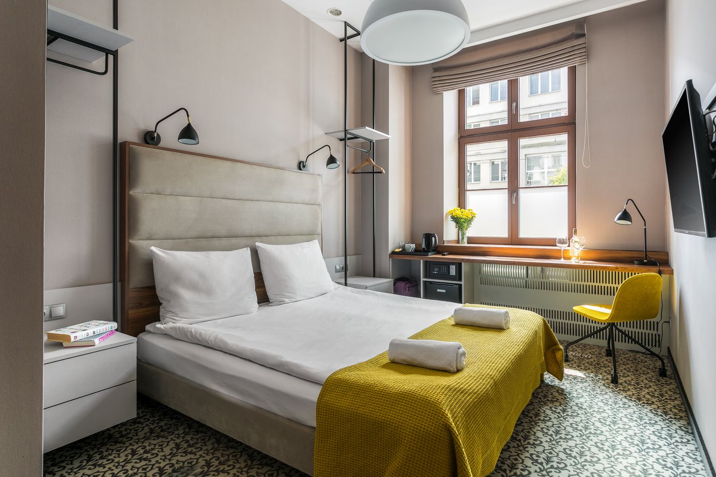 No-23-Premium-Aparthotel-Room-12