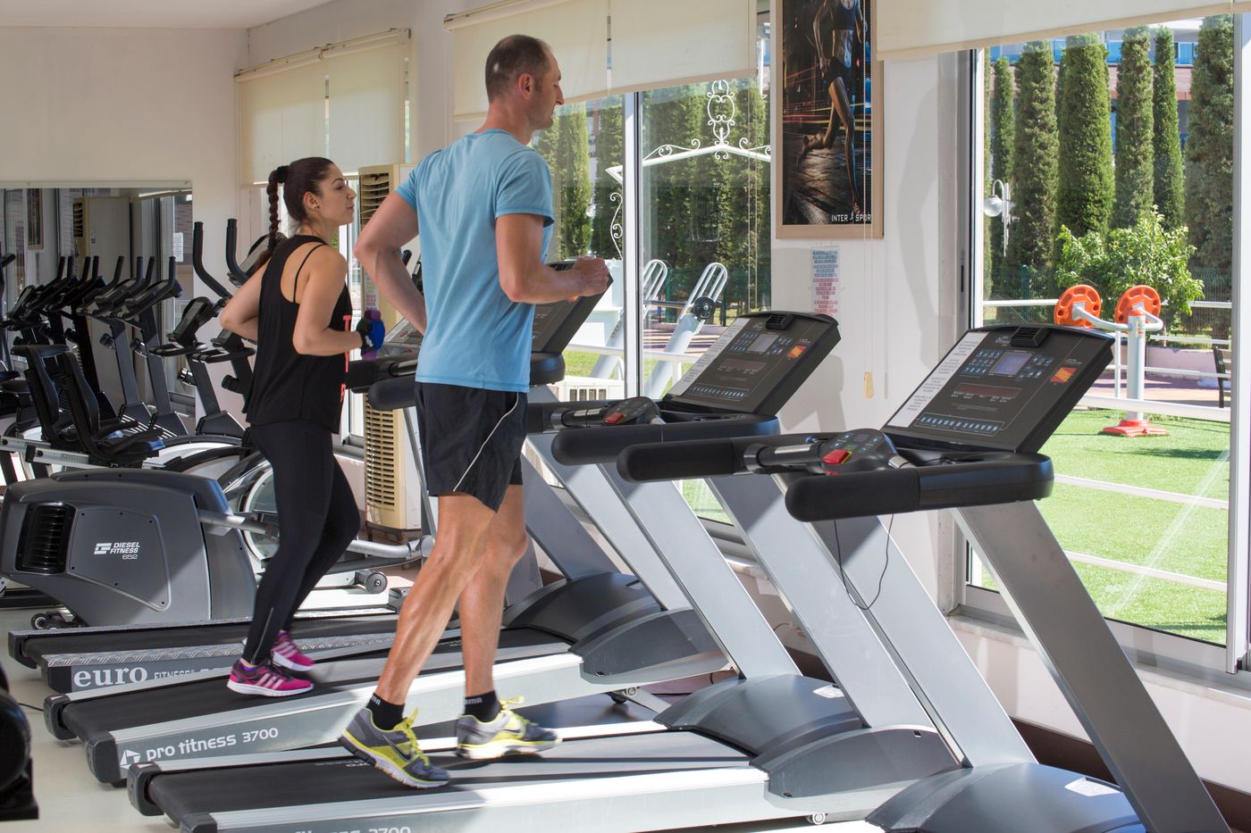 Lonicera--World-Sports-and-Entertainment-59