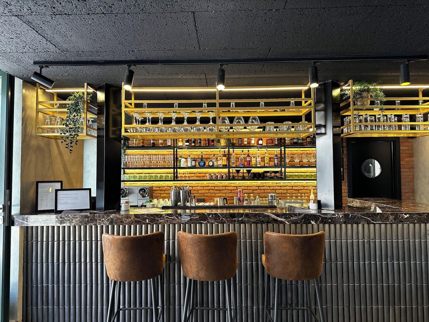 Moon-and-Sun-Lisboa-Restaurant-9